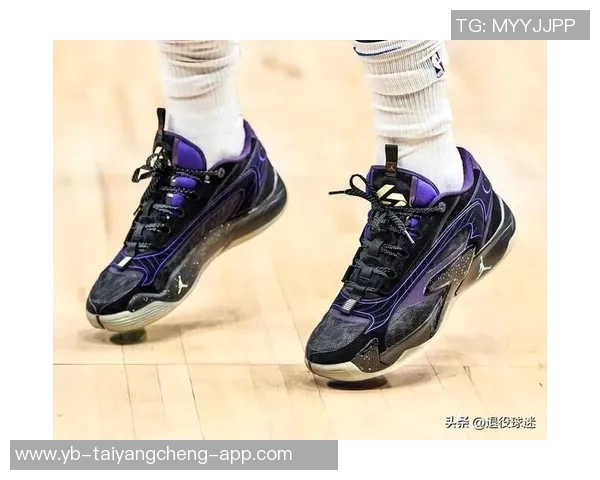 东契奇Luka5新鞋曝光与前代有何不同引发热议 东契奇Luka5新鞋曝光与前代有何不同引发热议